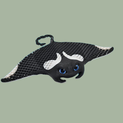 3D printed manta ray with mesh articulated body in white and black