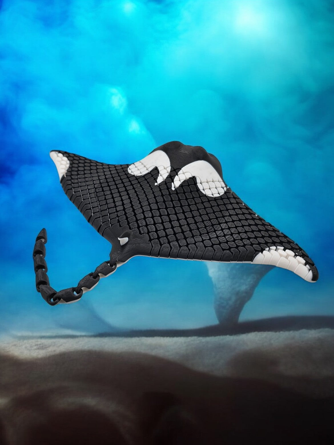 3D printed manta ray with mesh articulated body in white and black