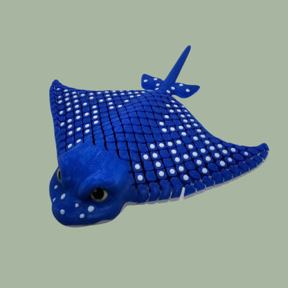 3D printed stingray with mesh articulated body, blue with white spots